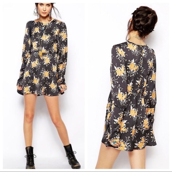 Free People Dresses & Skirts - Free People Parker Dress Black Floral Combo